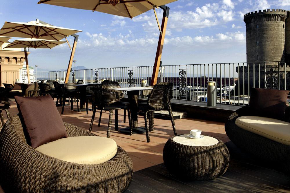 Mercure Napoli Centro Angioino Экстерьер фото