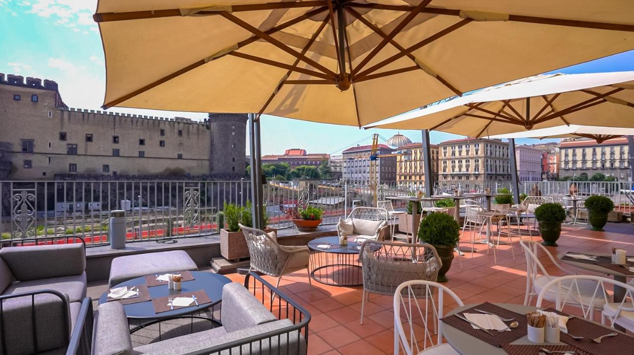 Mercure Napoli Centro Angioino Экстерьер фото