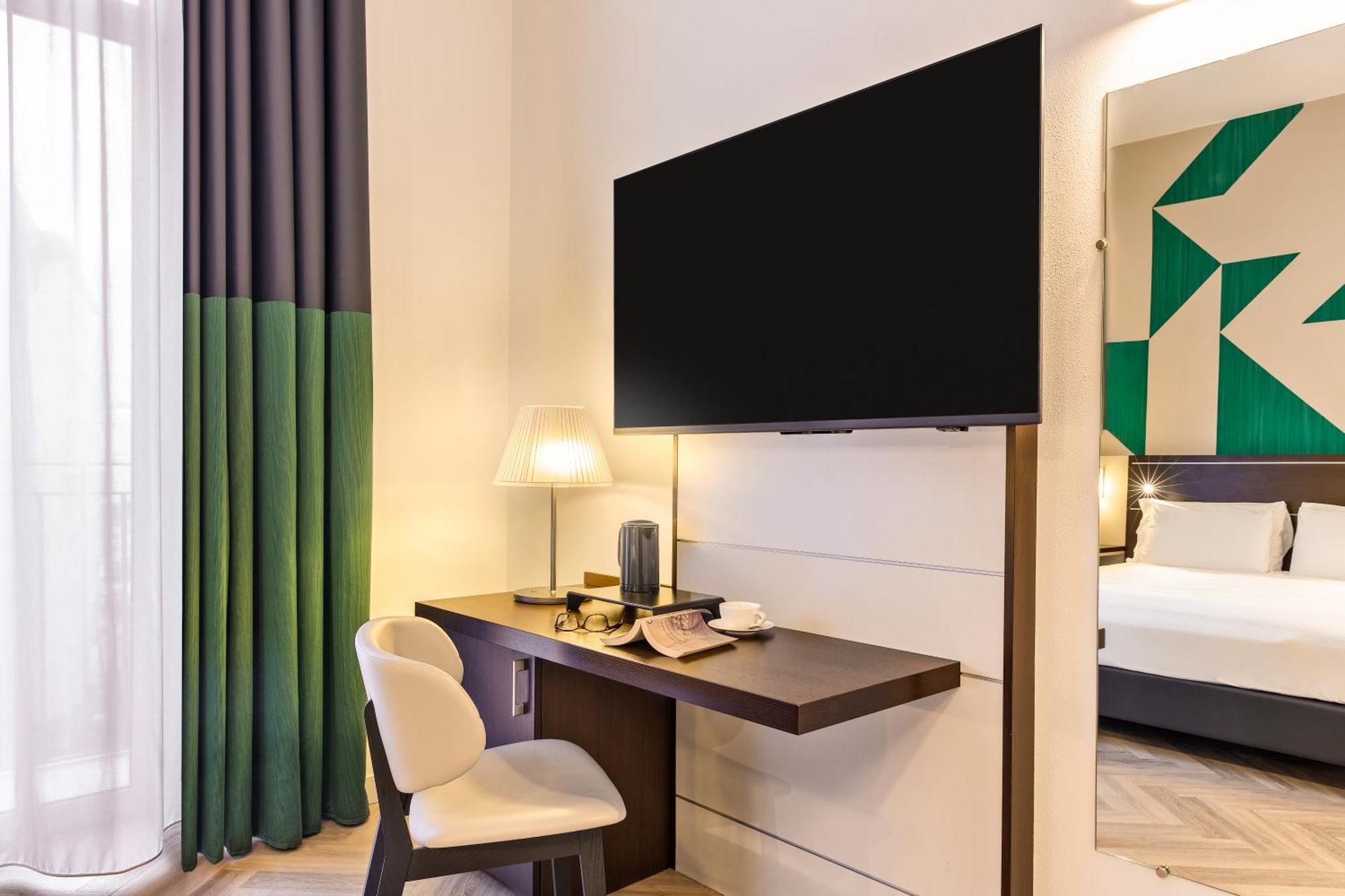 Mercure Napoli Centro Angioino Экстерьер фото